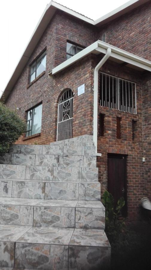 Hamba Kancane Ma-Africa Guest House Graskop Exterior photo