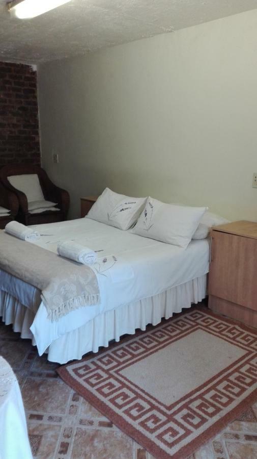 Hamba Kancane Ma-Africa Guest House Graskop Exterior photo